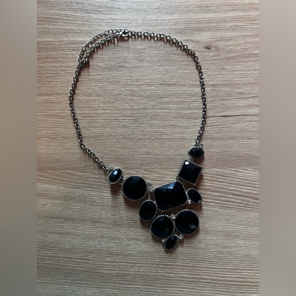 Lot of 4 Statement Necklaces, Varying Lengths, all Silvertone - Picture 3 of 8